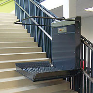 Plattformlift GTL 15 für Kurven- oder Podesttreppen Plattformlift GTL 15 für Kurven- oder Podesttreppen