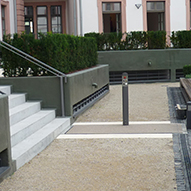Bodenbündig versteckt Bei Nichtgebrauch bodengleich versteckt.