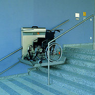 Plattformlift an Steintreppe Plattformlift an Steintreppe
